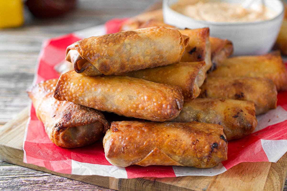 cheeseburger egg rolls