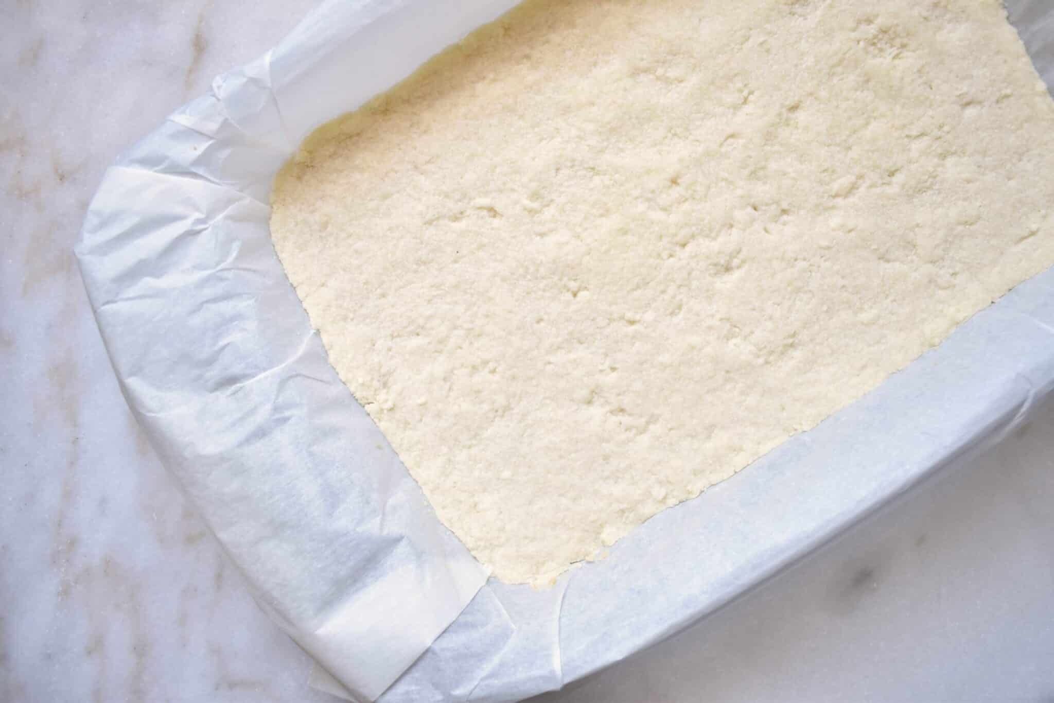 baked crust in pan for lemon bars