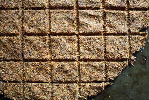 crackers-on-tray